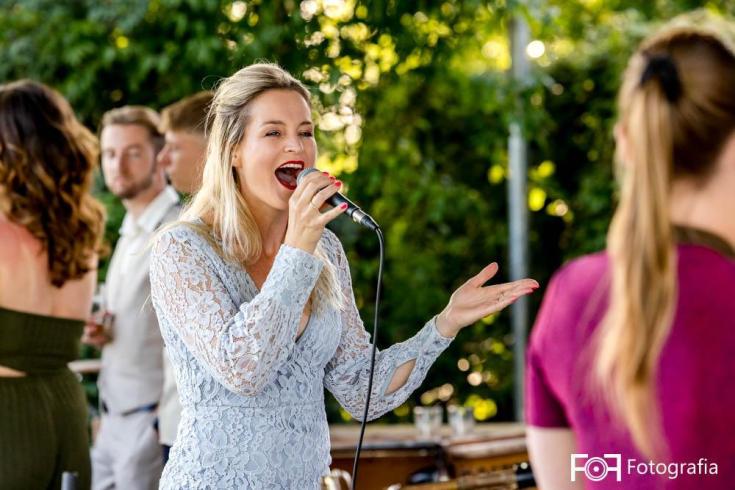 Livemuziek huwelijksceremonie LiedjesLiefde